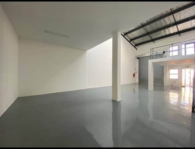147M² WAREHOUSE FOR SALE IN BARBEQUE DOWNS